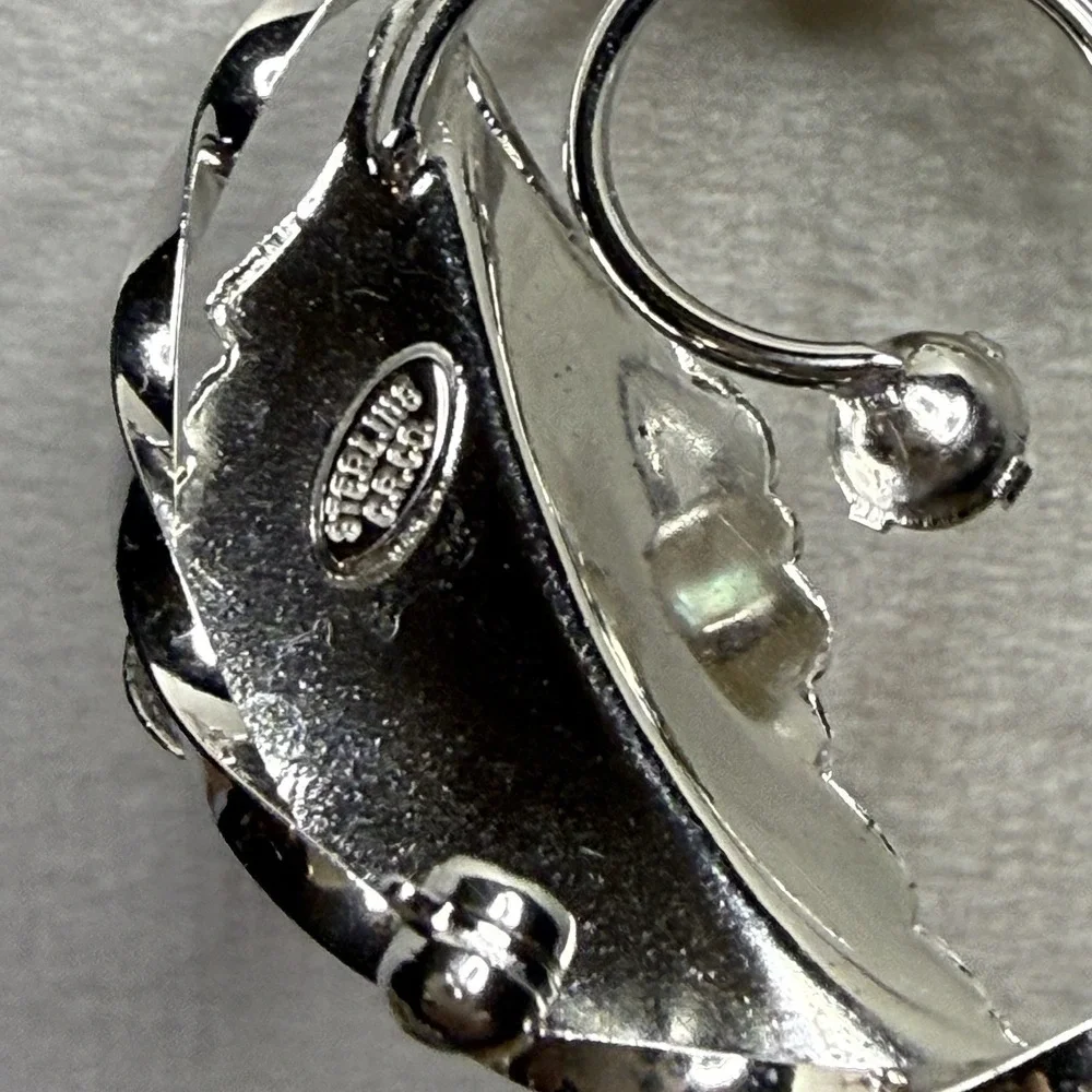 Vtg Charles Reis C.R.CO Sterling Silver Fresh Water Pearl Leaf Pin Brooch 5610